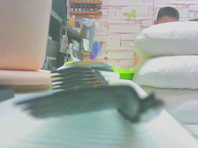 keepmepregO webcam