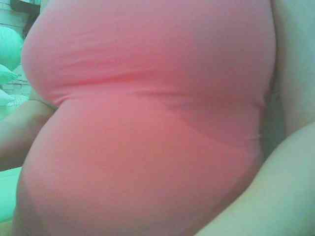KeepmepregO bongacams