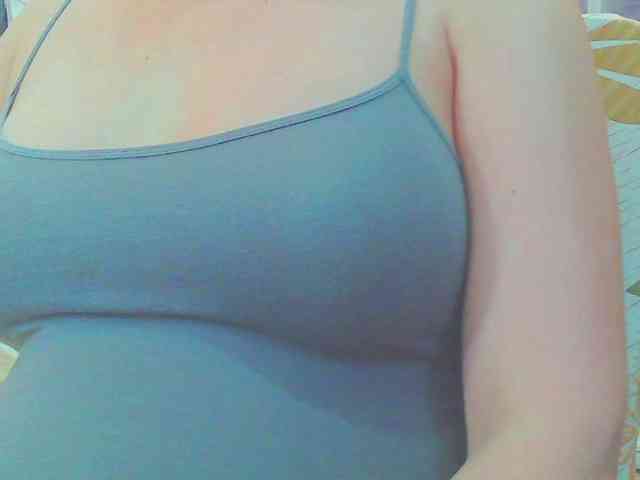 keepmepregO webcam