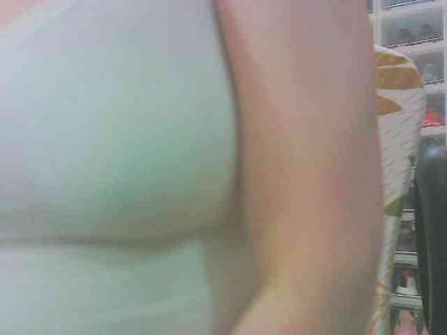 keepmepregO webcam