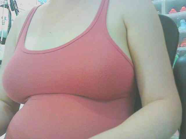 keepmepregO webcam