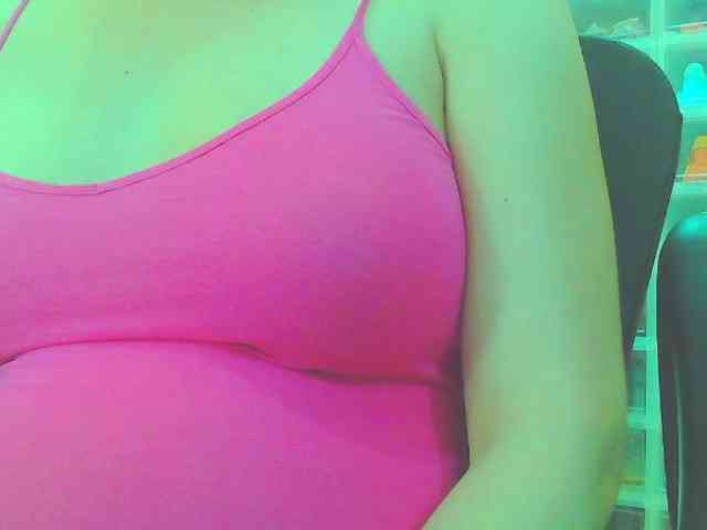 keepmepregO webcam