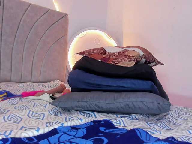 sol--1 live cam on BongaCams