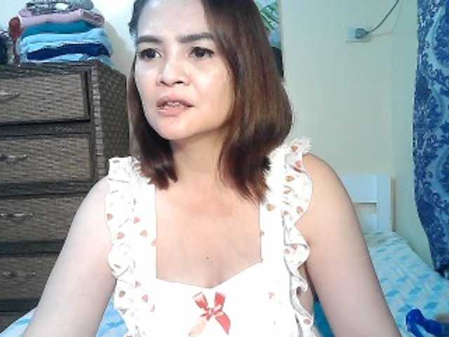 lilymaepinay's BongaCams show and profile