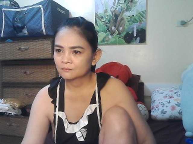 lilymaepinay live cam preview