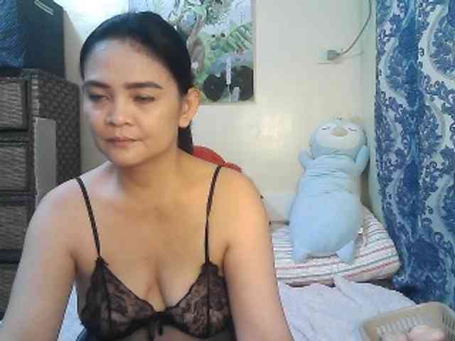 lilymaepinay webcam
