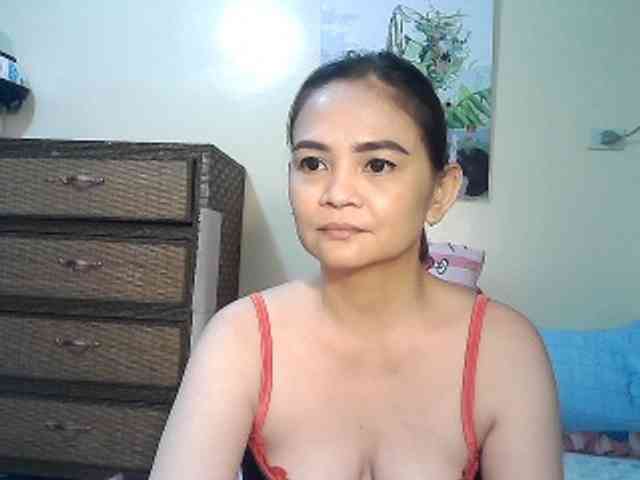 lilymaepinay webcam