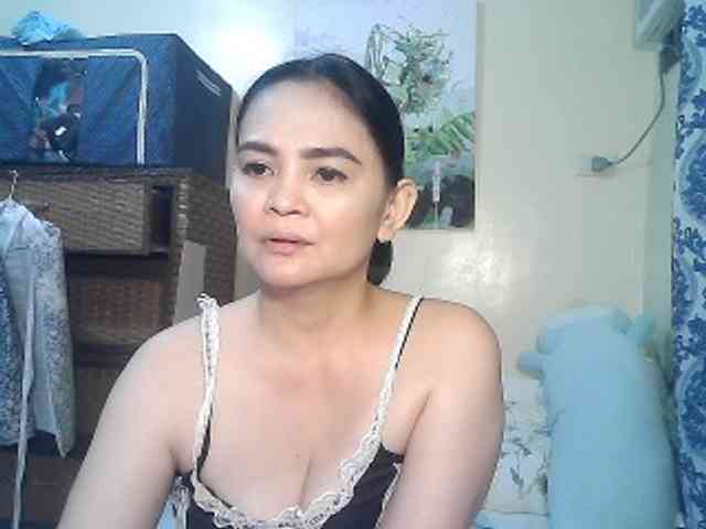 lilymaepinay webcam