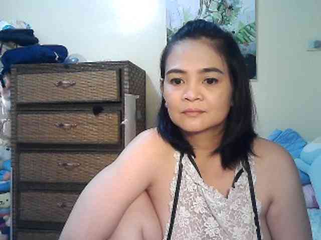 lilymaepinay webcam