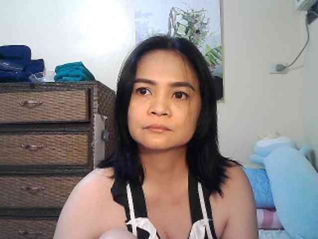 lilymaepinay webcam