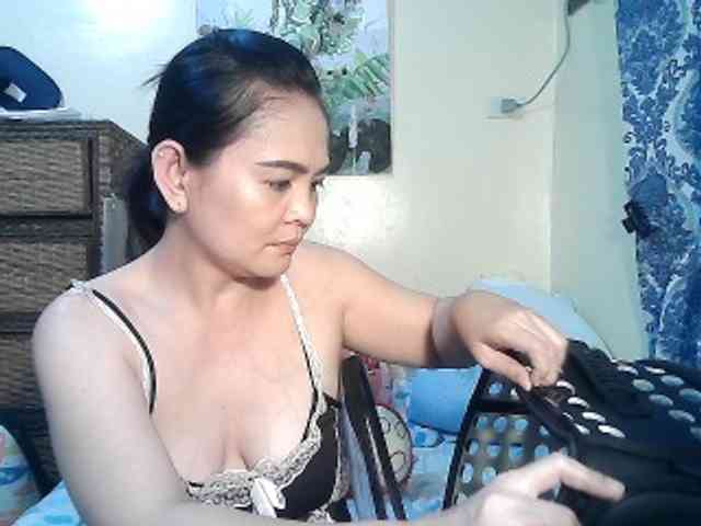 lilymaepinay webcam