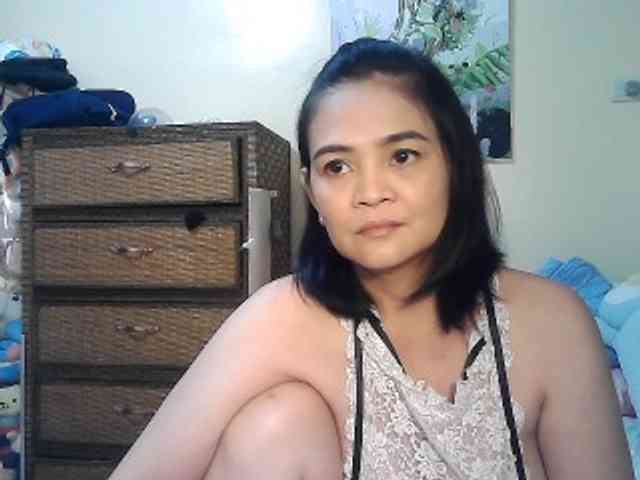 lilymaepinay webcam
