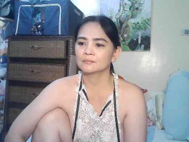 lilymaepinay webcam