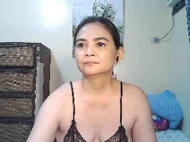 lilymaepinay webcam
