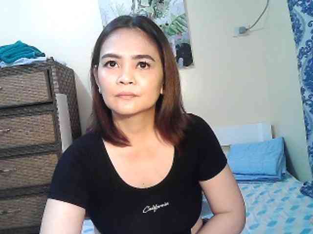lilymaepinay webcam