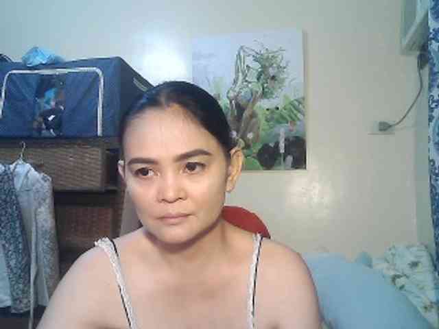 lilymaepinay webcam