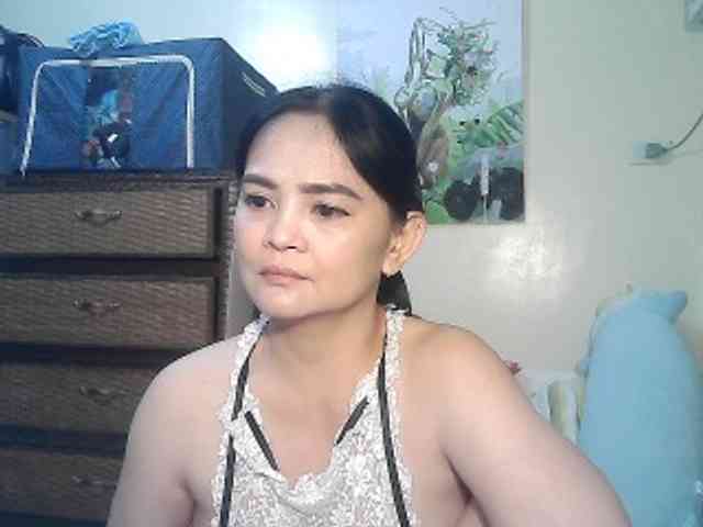 lilymaepinay webcam