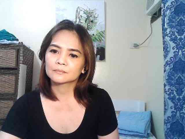 lilymaepinay webcam