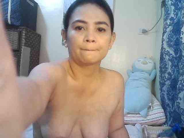 lilymaepinay webcam