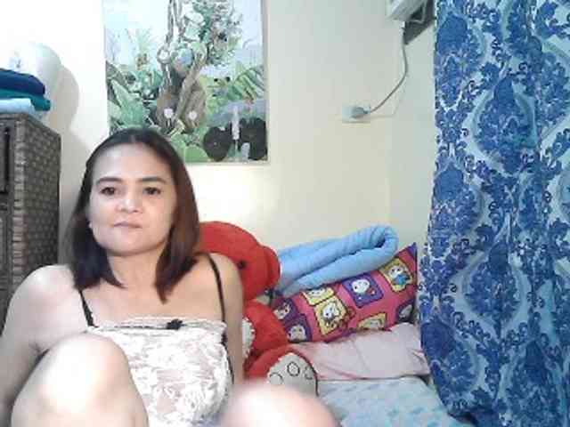 lilymaepinay webcam