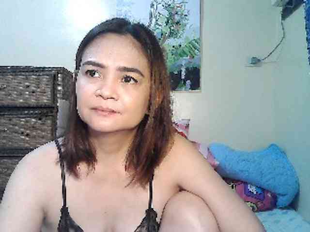 lilymaepinay webcam