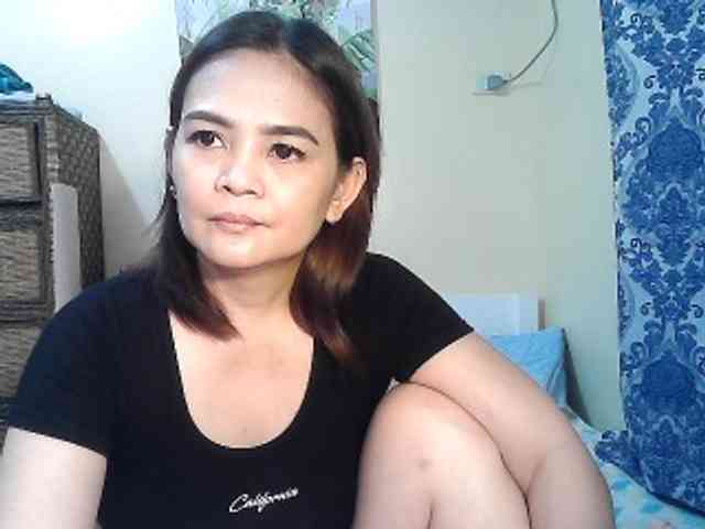 lilymaepinay webcam
