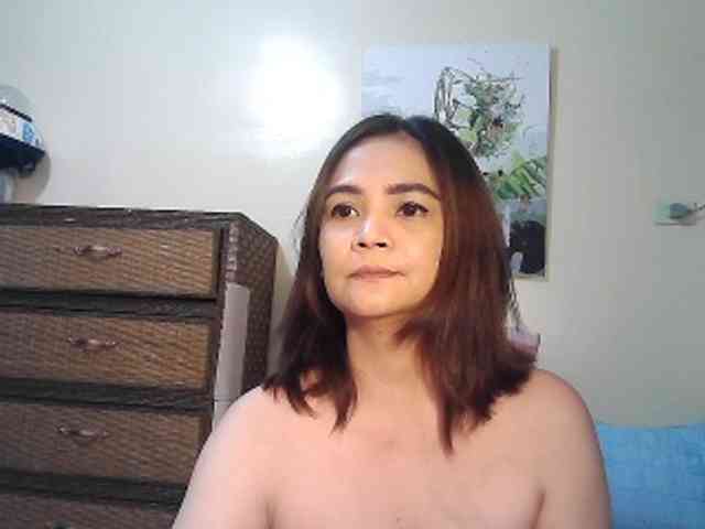 lilymaepinay webcam