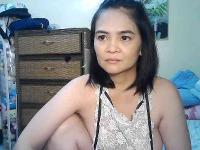 lilymaepinay webcam