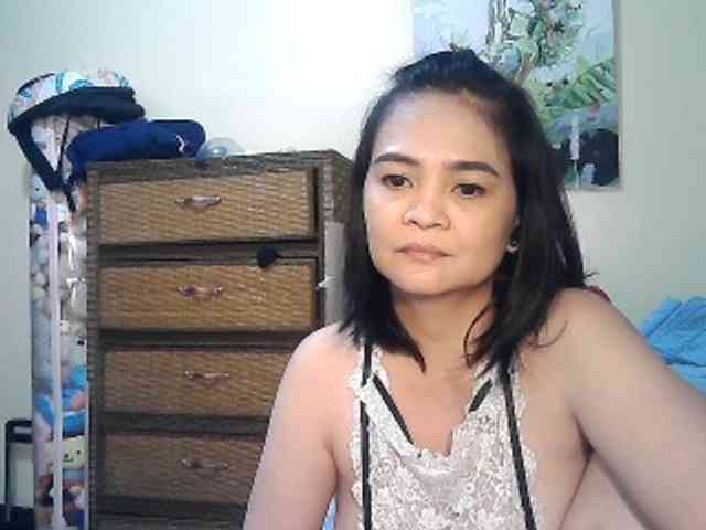 lilymaepinay webcam