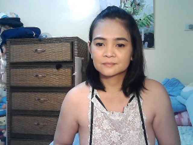 lilymaepinay webcam