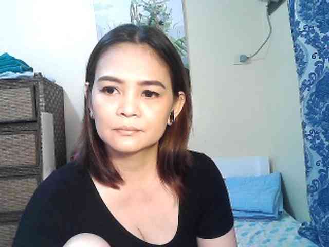 lilymaepinay webcam