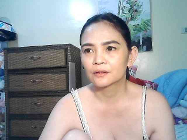 lilymaepinay webcam