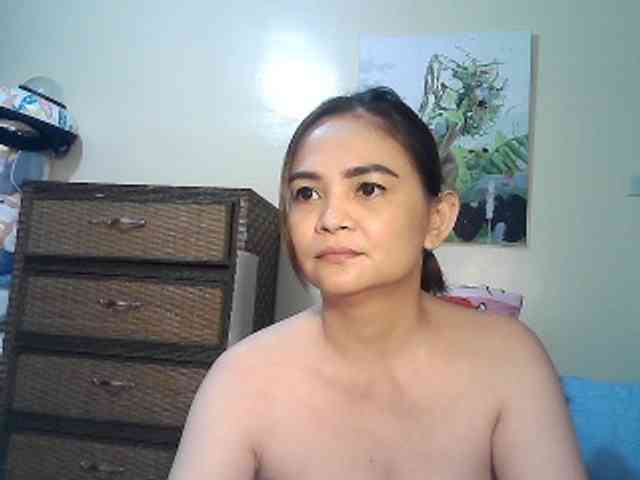 lilymaepinay webcam