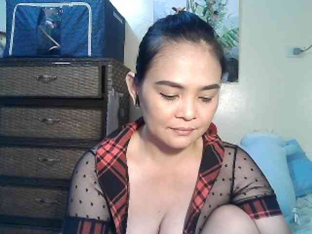 lilymaepinay webcam