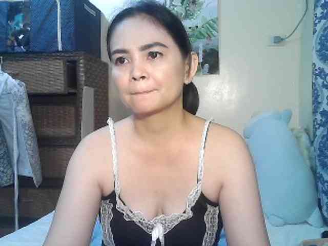 lilymaepinay webcam