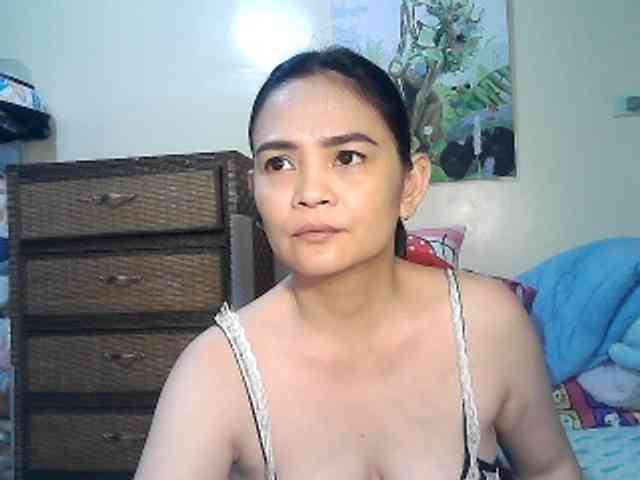 lilymaepinay webcam