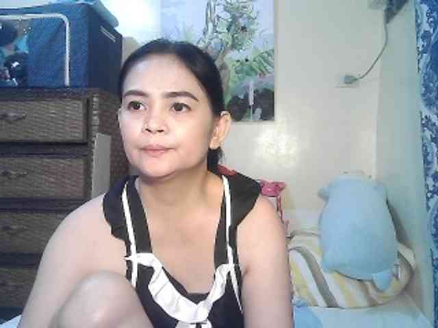 lilymaepinay webcam