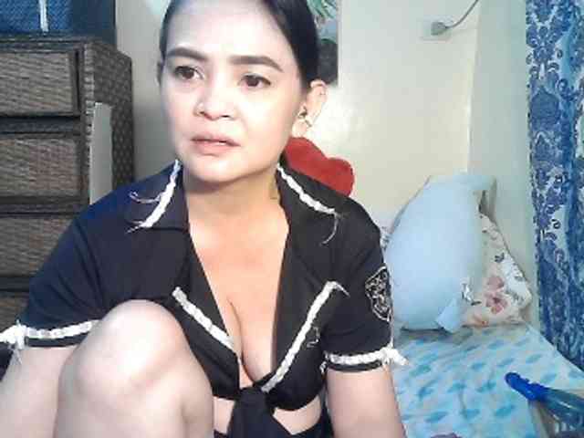 lilymaepinay webcam