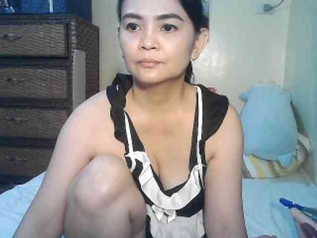lilymaepinay webcam