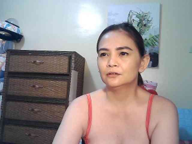 lilymaepinay webcam