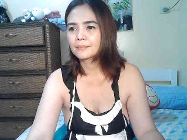 lilymaepinay webcam