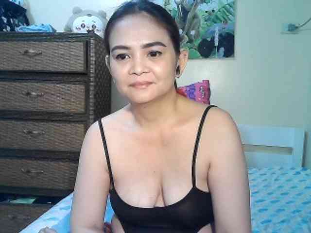 lilymaepinay webcam