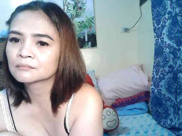 lilymaepinay webcam