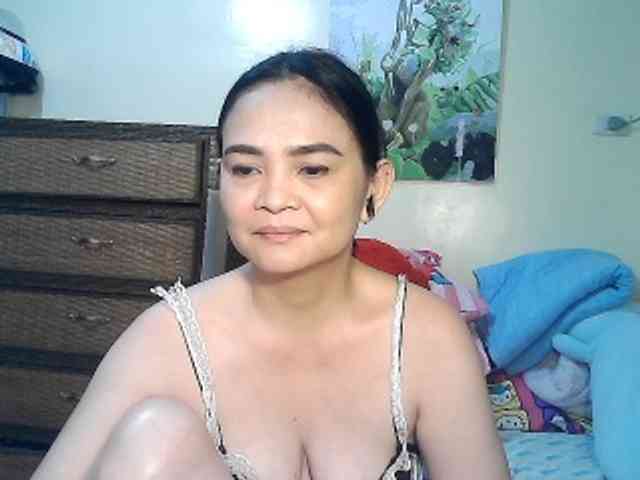 lilymaepinay webcam