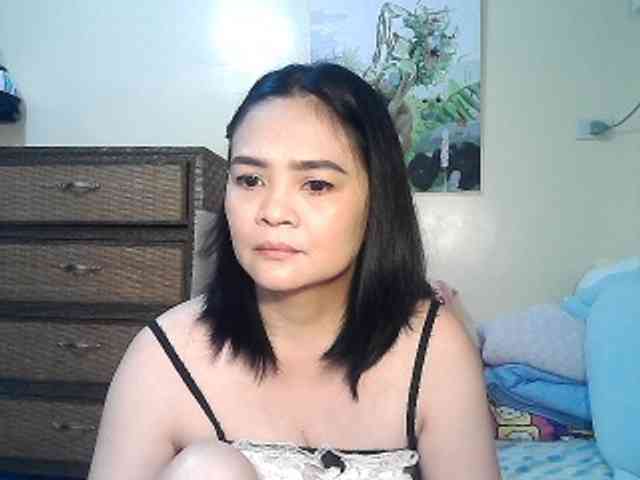 lilymaepinay webcam