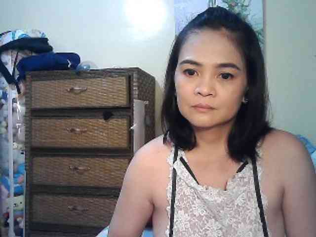 lilymaepinay webcam