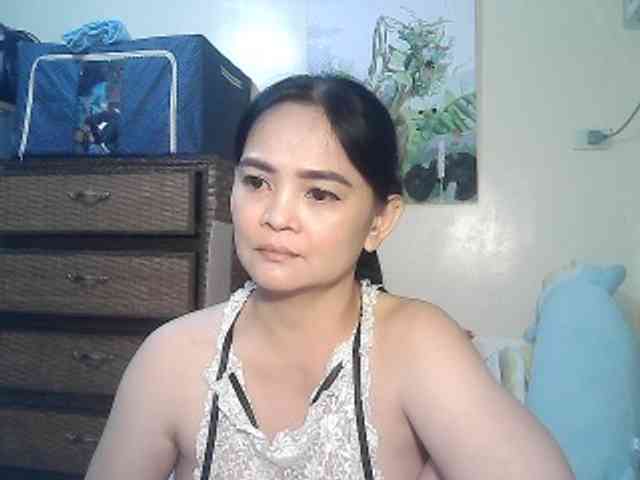 lilymaepinay webcam