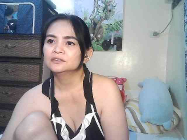 lilymaepinay webcam
