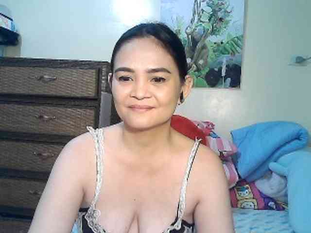 lilymaepinay webcam