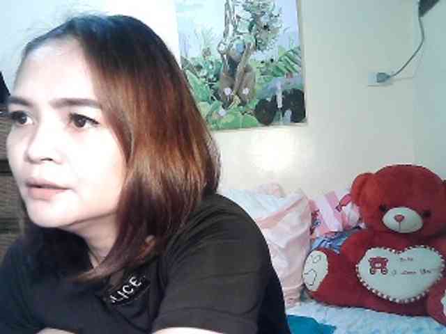 lilymaepinay webcam